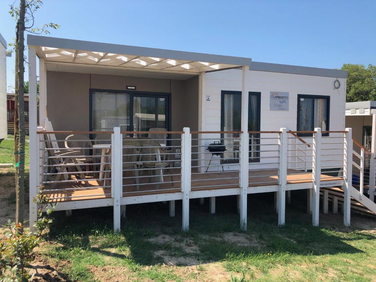 Отель Casa Mobile Gustocamp A Каорле Экстерьер фото